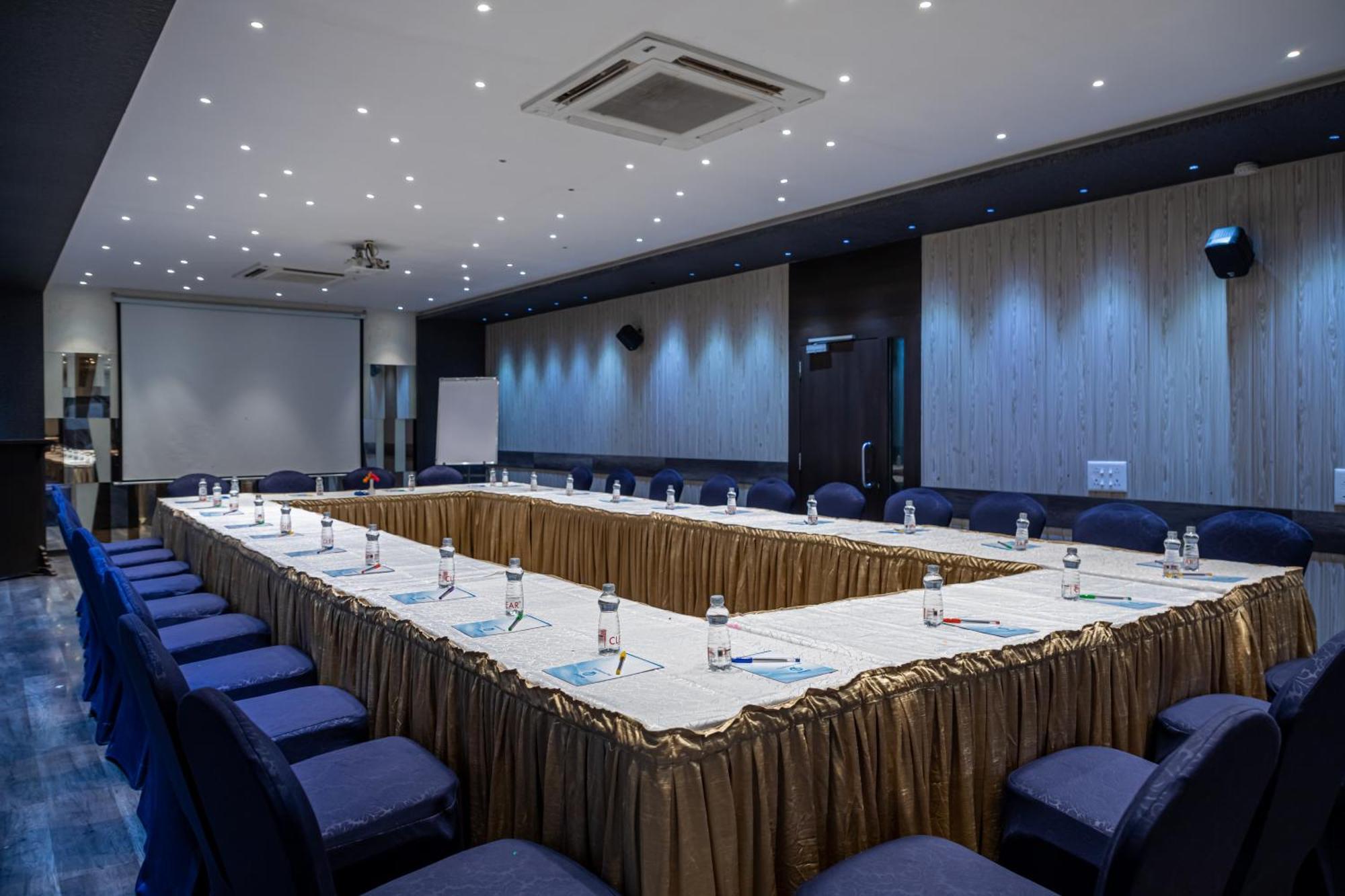 נאסיק Hotel Rama Heritage מראה חיצוני תמונה