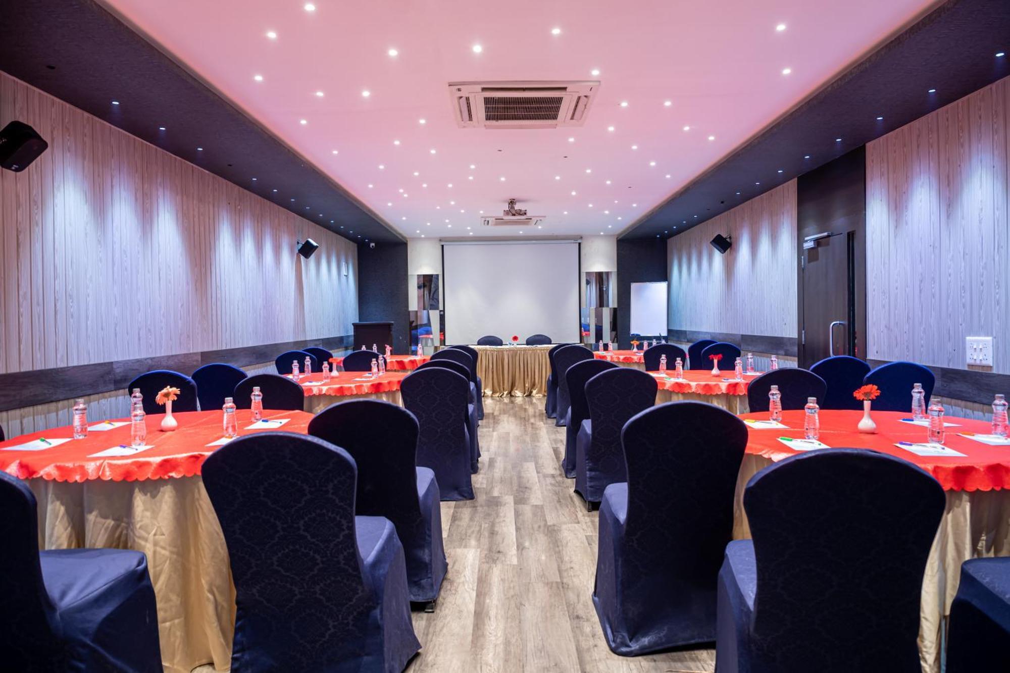 נאסיק Hotel Rama Heritage מראה חיצוני תמונה